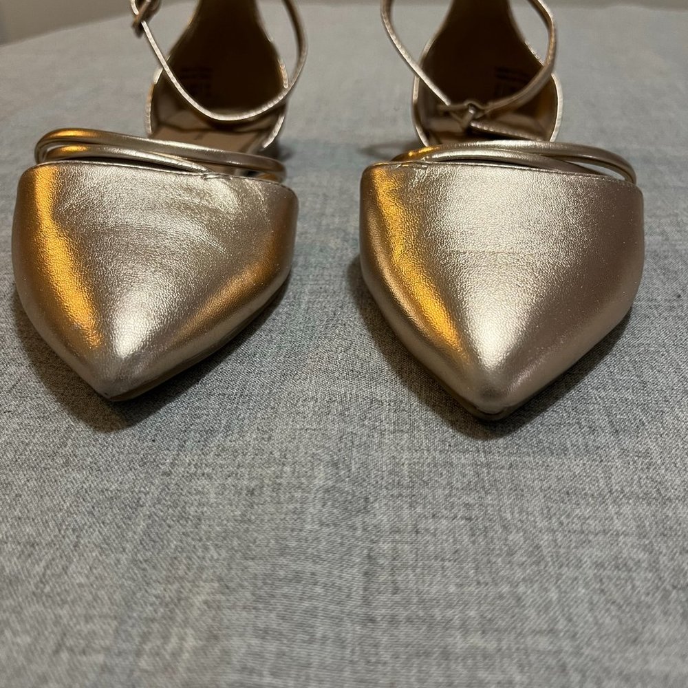 Call it Spring Flats Gold Size 6 - Picture 6 of 9